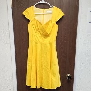 Chic Yellow Midi Dress